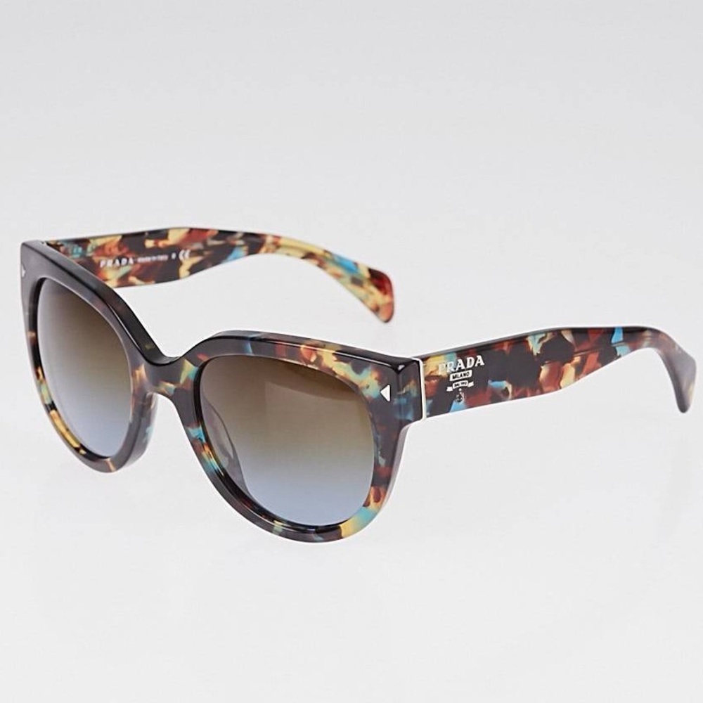 PRADA
Tortoise Shell Frame Tint Sunglasses - SPR17O